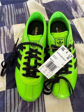 NWT Adidas Tokyo Decon Neon Green Sneakers Size 6